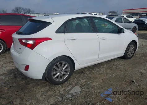 2016 Hyundai Elantra Gt z USA, uszkodzony, nr VIN KMHD35LH1GU282770